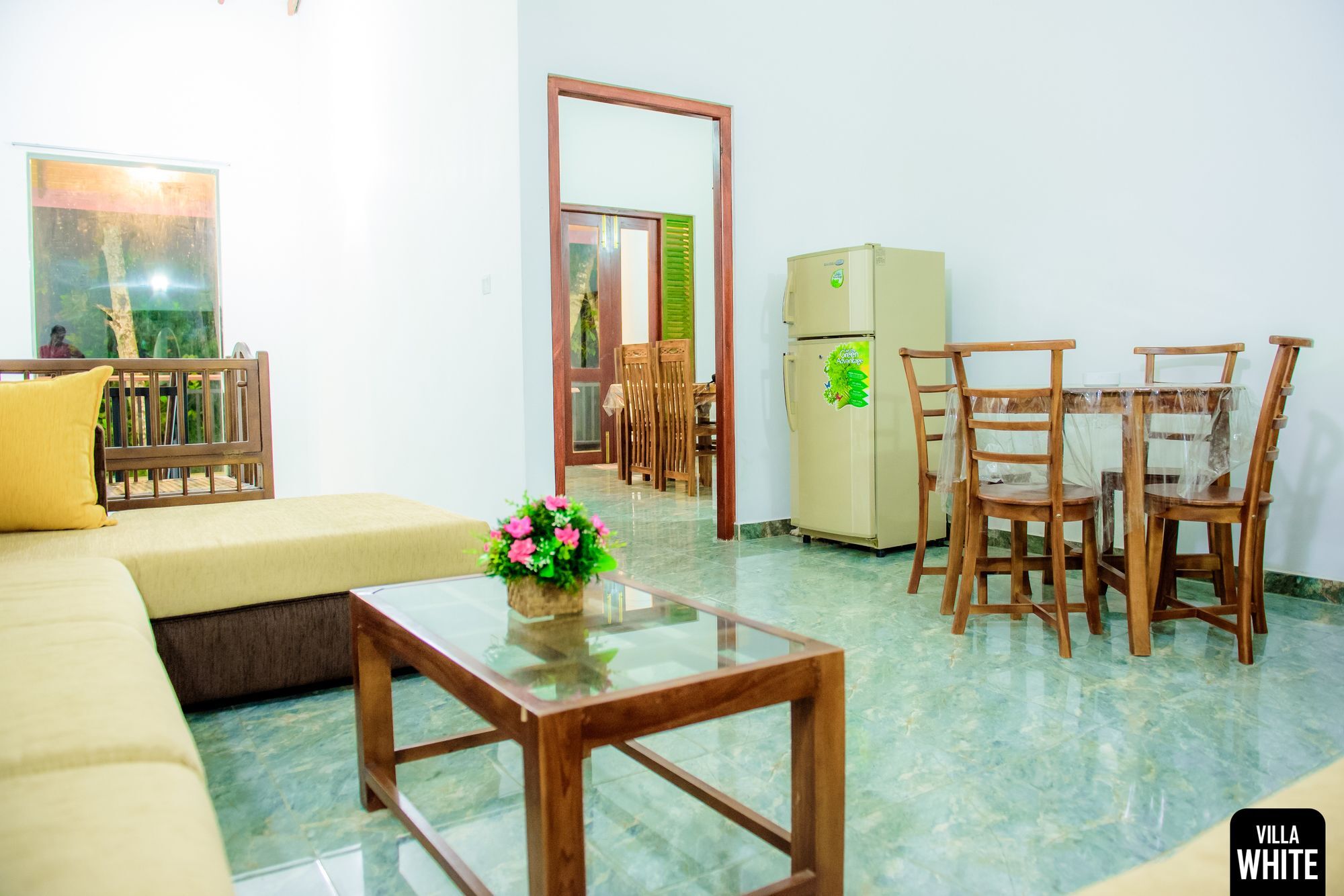 Villa White Хикадува Екстериор снимка