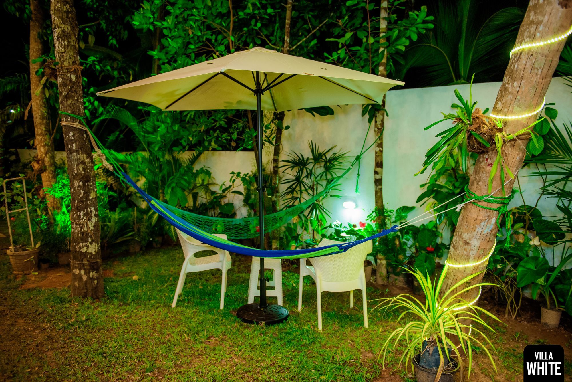 Villa White Хикадува Екстериор снимка