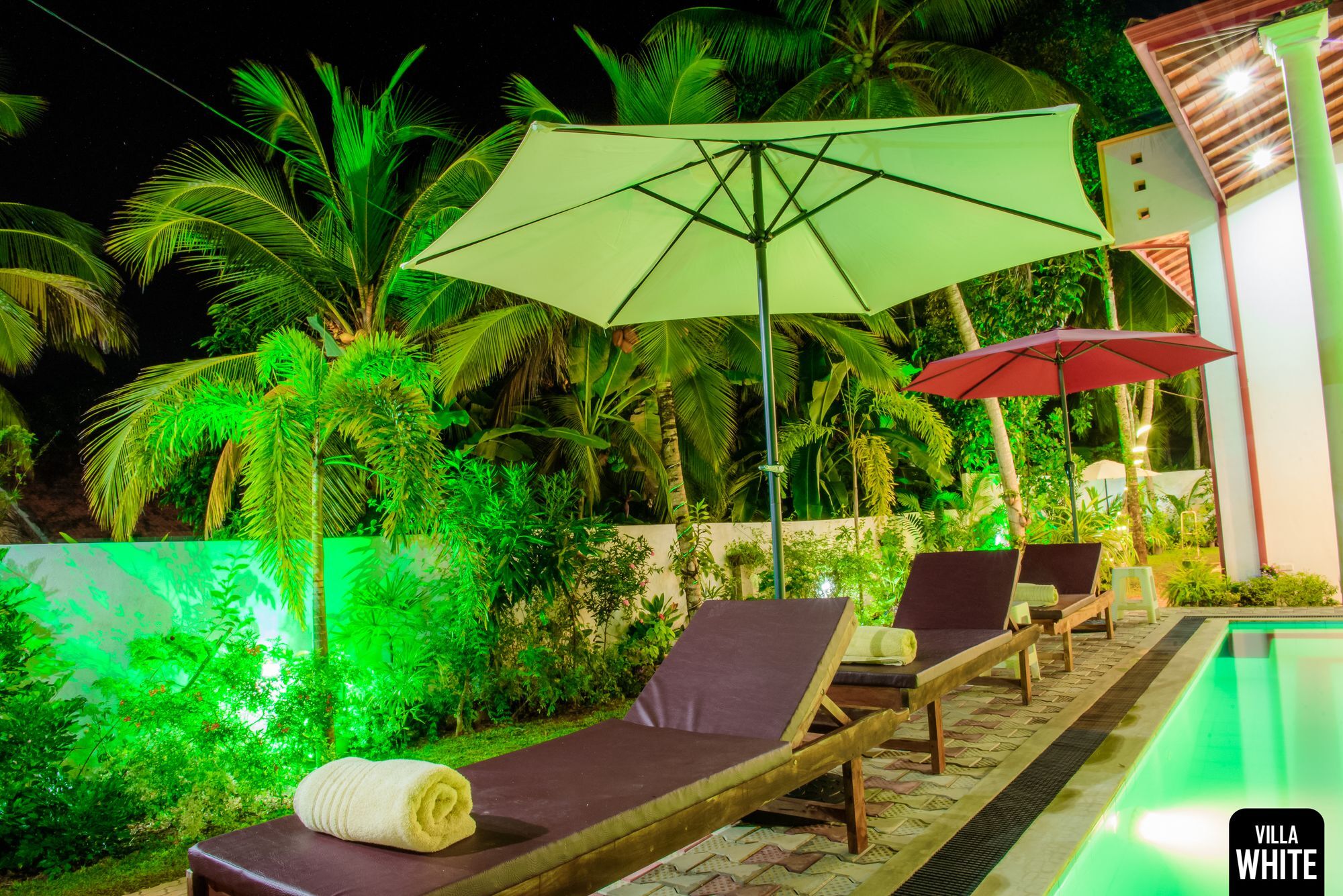Villa White Хикадува Екстериор снимка